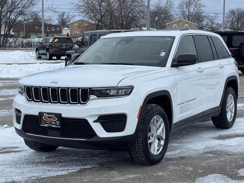 2023 Jeep Grand Cherokee Laredo