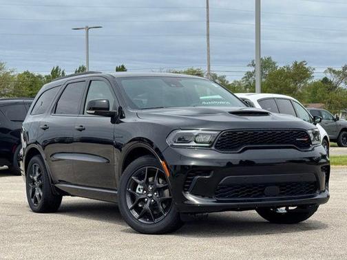 DB Black Crystal Clearcoat 2026 Dodge Durango GT Plus