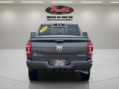 2024 RAM 2500 Laramie Crew Cab 4x4 6'4' Box