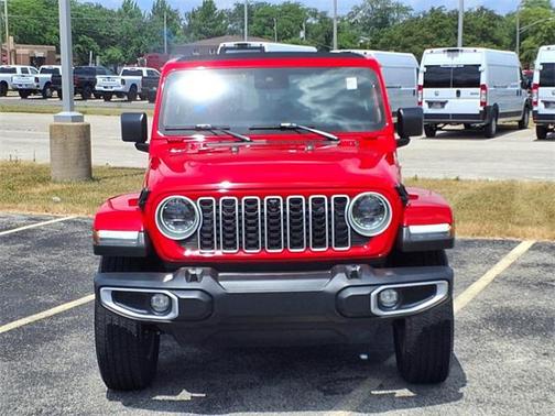 2024 Jeep Wrangler 4-Door Sahara 4x4
