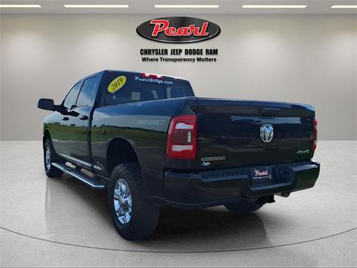 2019 RAM 2500 Big Horn Crew Cab 4x4 6'4' Box