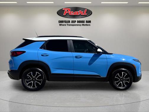 Fountain Blue 2024 Chevrolet Trailblazer ACTIV