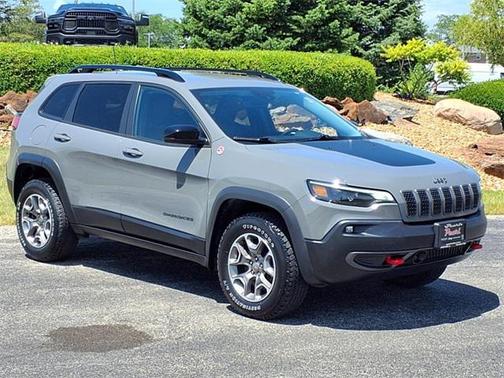 2022 Jeep Cherokee Trailhawk
