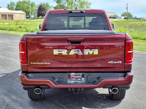 2025 RAM 1500 ST