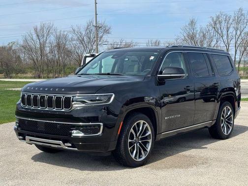 Diamond Black Crystal Pearlcoat 2024 Jeep Wagoneer Series III 4x4