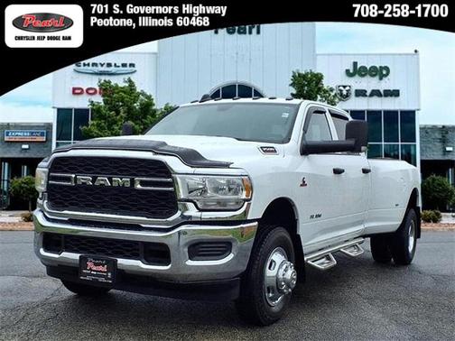 2022 RAM 3500 Tradesman Crew Cab 4x4 8' Box