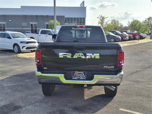 2025 RAM 2500 Tradesman Crew Cab 4x4 8' Box