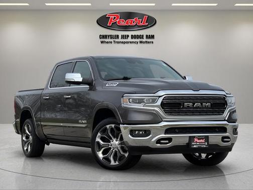 Granite Crystal Metallic Clearcoat 2019 RAM 1500 Limited