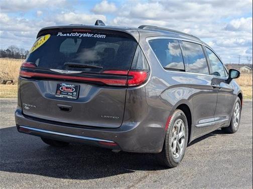 2023 Chrysler Pacifica Limited