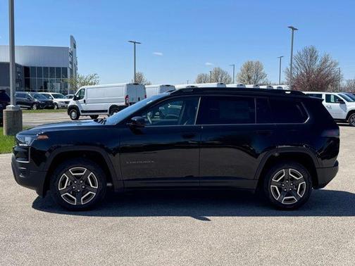 2026 Jeep Cherokee Laredo 4x4