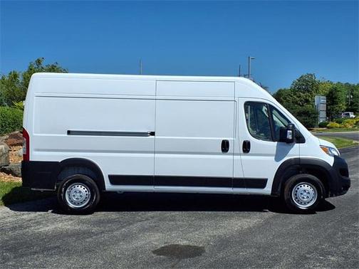 2025 RAM ProMaster 2500 Tradesman