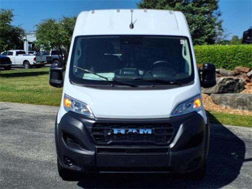 2025 RAM ProMaster 2500 Tradesman