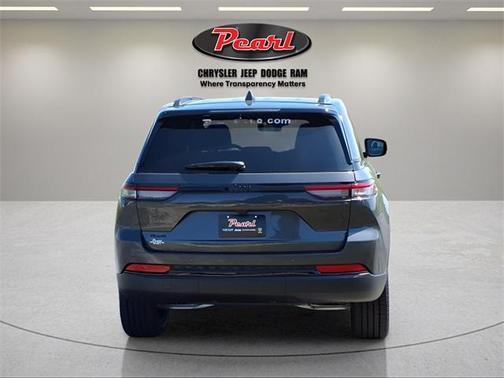 2025 Jeep Grand Cherokee Altitude