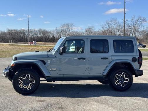 2024 Jeep Wrangler 4-Door Sahara 4x4