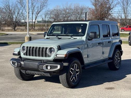 2024 Jeep Wrangler 4-Door Sahara 4x4