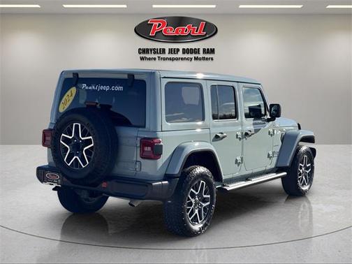 2024 Jeep Wrangler 4-Door Sahara 4x4