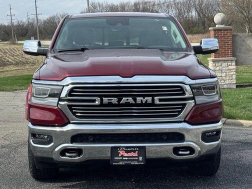 Delmonico Red Pearlcoat 2022 RAM 1500 Laramie