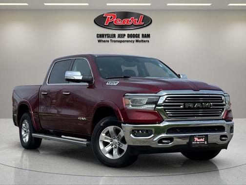 Delmonico Red Pearlcoat 2022 RAM 1500 Laramie