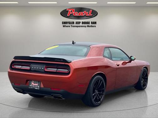 Sinamon Stick 2021 Dodge Challenger R/T Scat Pack