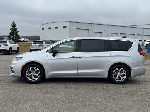 2024 Chrysler Pacifica Limited