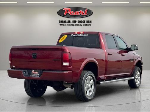 2018 RAM 2500 Laramie Crew Cab 4x4 6'4' Box