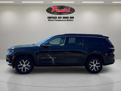 Diamond Black Crystal Pearlcoat 2024 Jeep Grand Cherokee L Limited