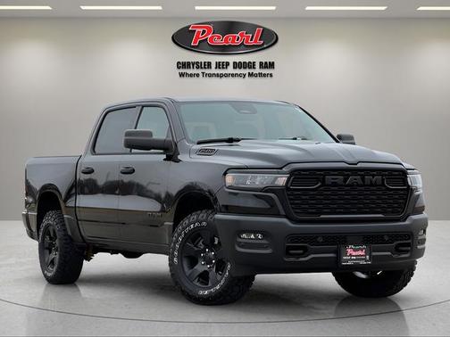 2026 RAM 1500 Warlock Crew Cab 4x4 5'7' Box