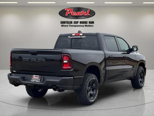 2026 RAM 1500 Warlock Crew Cab 4x4 5'7' Box