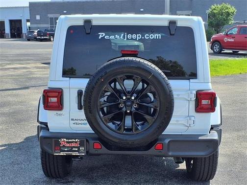 2025 Jeep Wrangler 4xe Sahara