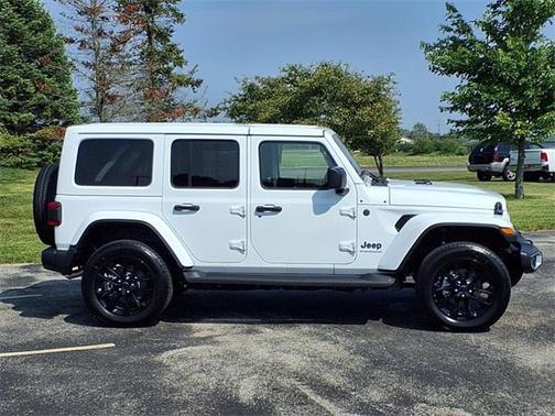 2025 Jeep Wrangler 4xe Sahara