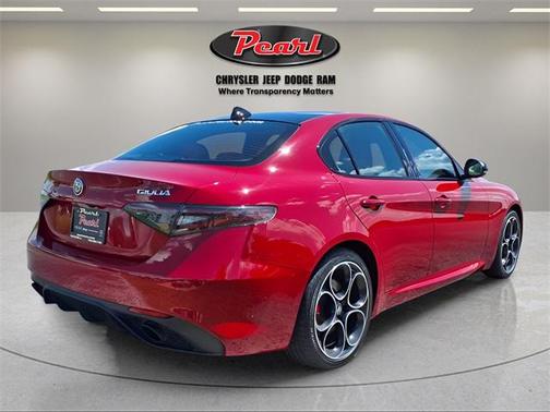 2024 Alfa Romeo Giulia Veloce AWD
