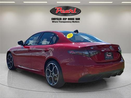 2024 Alfa Romeo Giulia Veloce AWD
