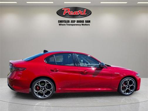2024 Alfa Romeo Giulia Veloce AWD