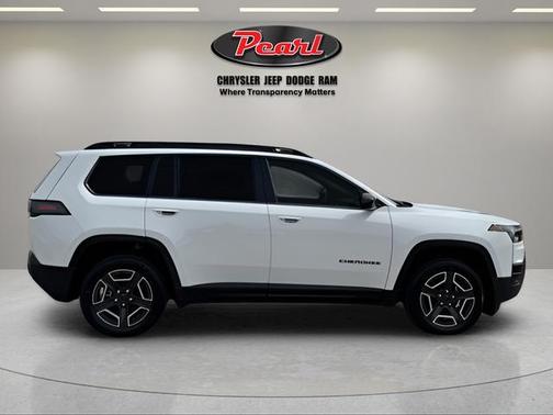 Bright White Clearcoat 2026 Jeep Cherokee Laredo 4x4