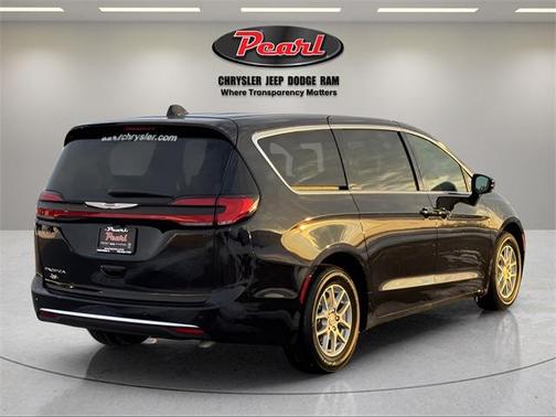 2026 Chrysler Pacifica L