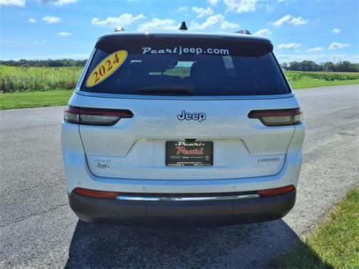 2024 Jeep Grand Cherokee L Laredo