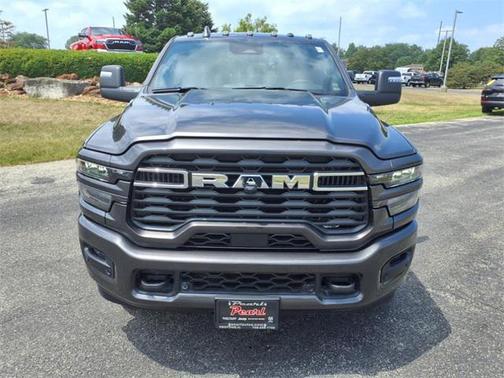 2025 RAM 3500 Big Horn Crew Cab 4x4 8' Box