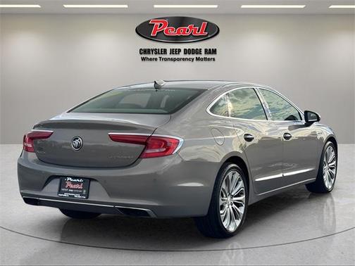 2017 Buick LaCrosse Essence