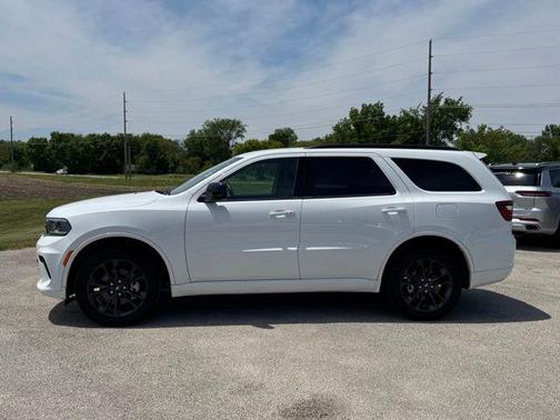 White Knuckle Clearcoat 2024 Dodge Durango GT AWD