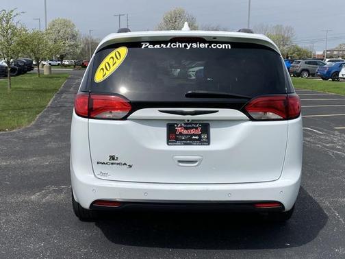2020 Chrysler Pacifica Touring-L Plus