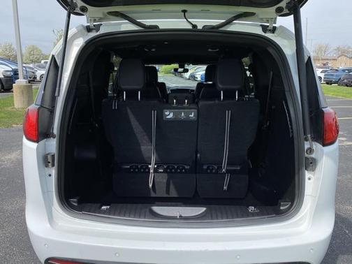 2020 Chrysler Pacifica Touring-L Plus