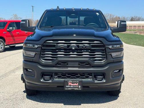 Diamond Black Crystal Pearlcoat 2026 RAM 3500 Tradesman Crew Cab 4x4 8' Box