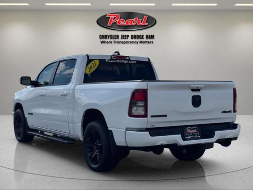 Bright White Clearcoat 2021 RAM 1500 Big Horn/Lone Star