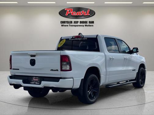 Bright White Clearcoat 2021 RAM 1500 Big Horn/Lone Star