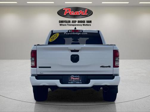 Bright White Clearcoat 2021 RAM 1500 Big Horn/Lone Star