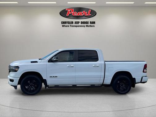 Bright White Clearcoat 2021 RAM 1500 Big Horn/Lone Star