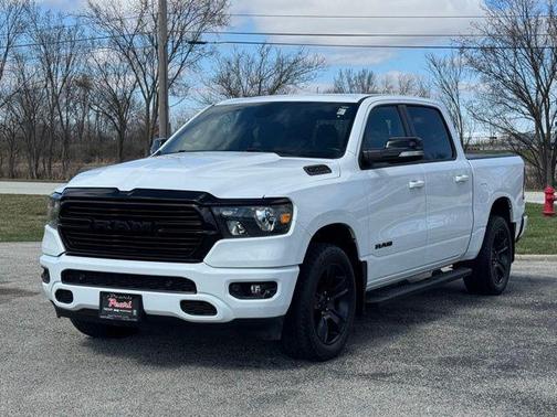 Bright White Clearcoat 2021 RAM 1500 Big Horn/Lone Star