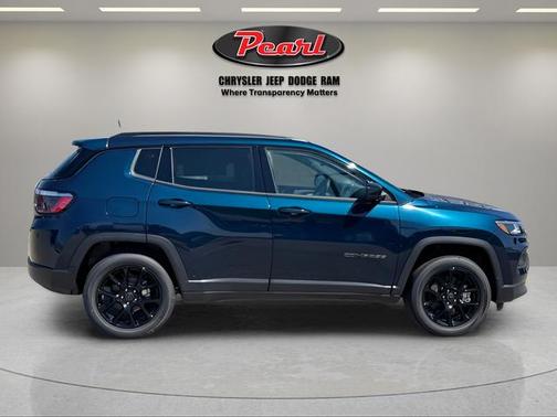Fathom Blue Pearl Coat 2026 Jeep Compass Latitude