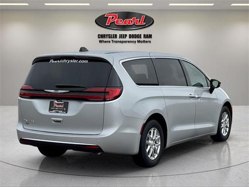 2026 Chrysler Pacifica L