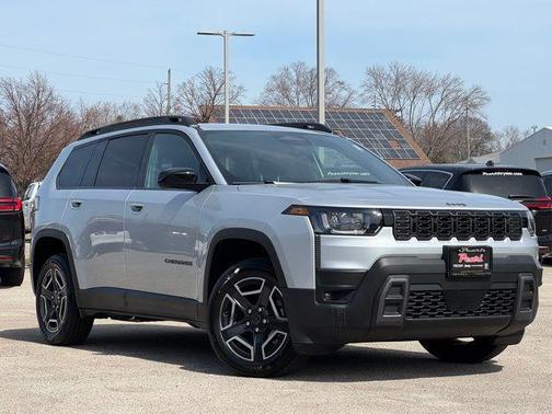 2026 Jeep Cherokee Laredo 4x4